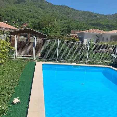 Au Calme Avec Piscine *