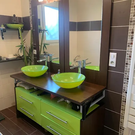 فيلة Au Calme Avec Piscine